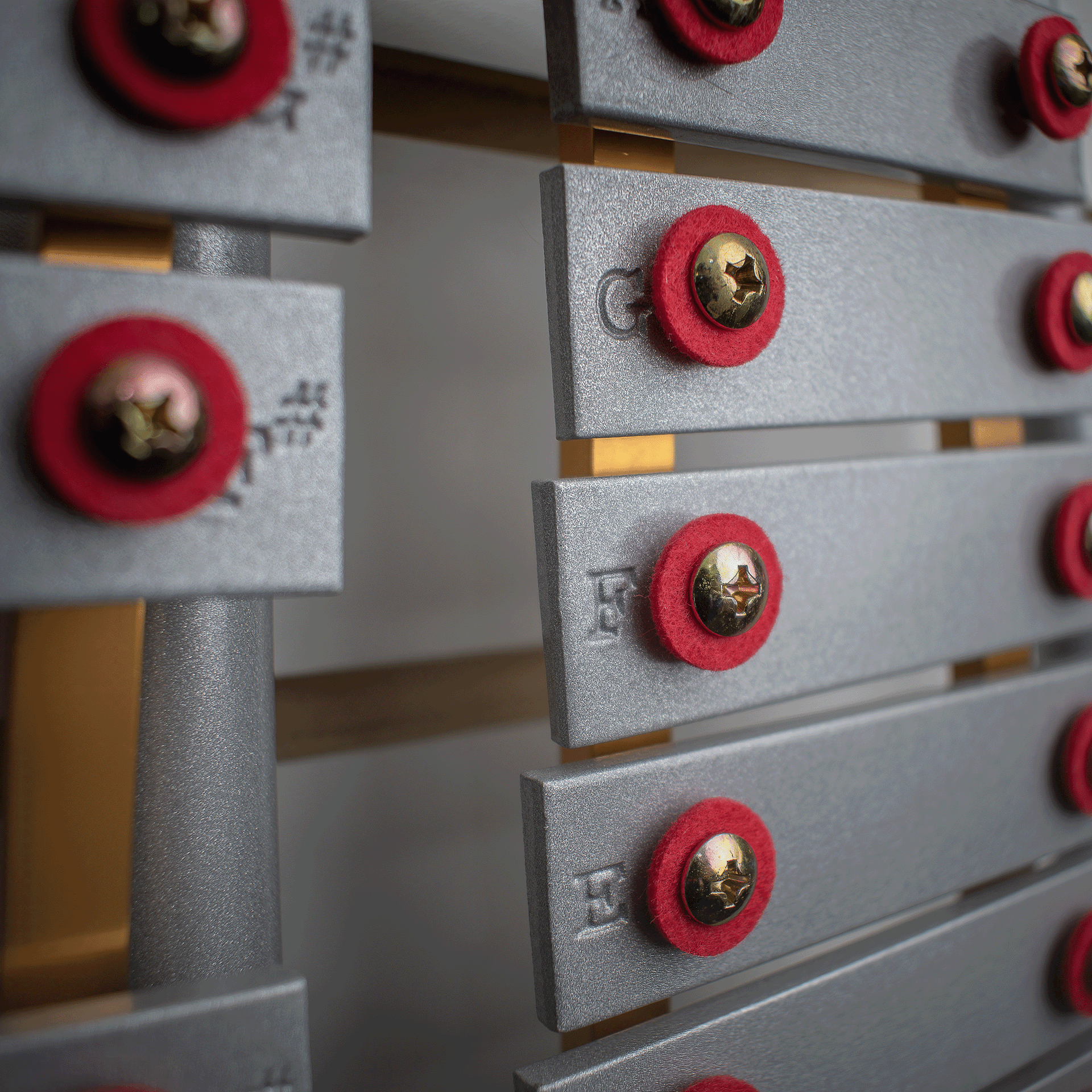 LYRA PARA BANDA DE GUERRA, INCLUYE CORREA, CARTUCHERA DE CUERO Y BAQUETAS - Miniatura 6